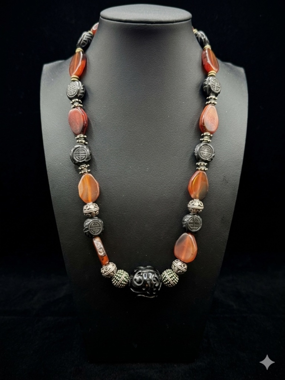 Antique Tibetan Style Carnelian & Carved Onyx Beads Ethnic & Regional Necklace - Picture 2 of 7